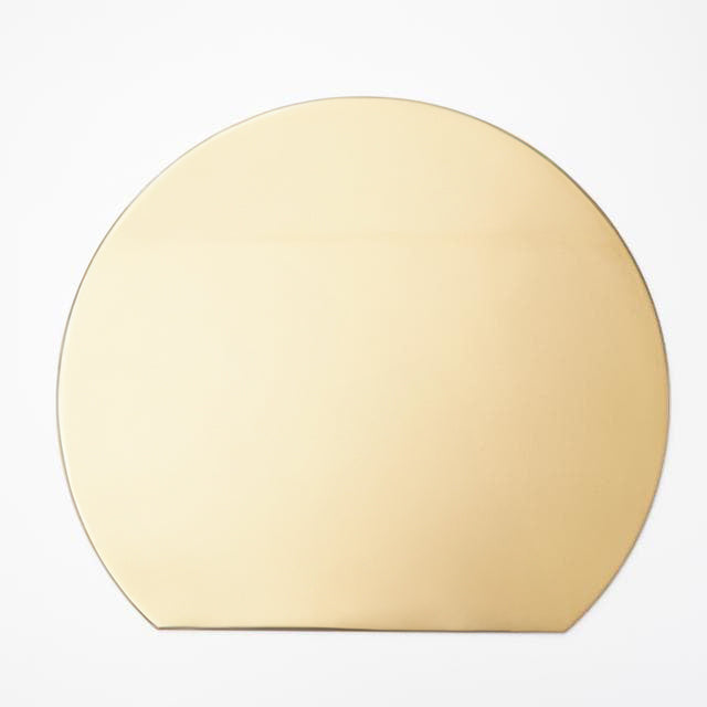 YUWEN ORIGINAL ECHIZEN LACQUER HALF-MOON TRAY WITH GOLD-SILVER RIM
