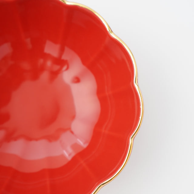 YUWEN ORIGINAL RED LOTUS-SHAPED SMALL BOWL / NABE SERVING BOWL WITH GOLD RIM
