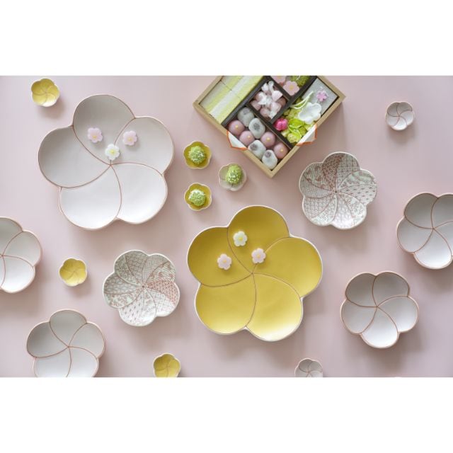 PLUM BLOSSOM SERVING PLATE 8.3IN - SILVER GLAZE(ARITA)