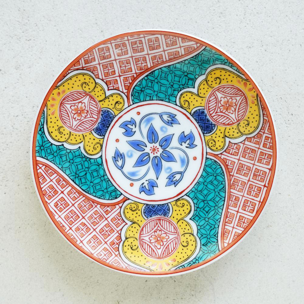 KUTANI WARE SMALL PLATE WITH RED OVERGLAZE