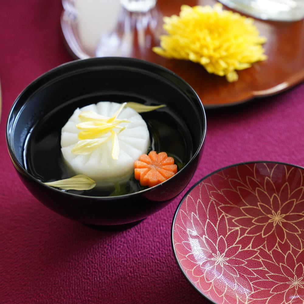 GOTEN SOUP BOWL BLACK WITH RED INTERIOR & FULL CHRYSANTHEMUM DESIGN