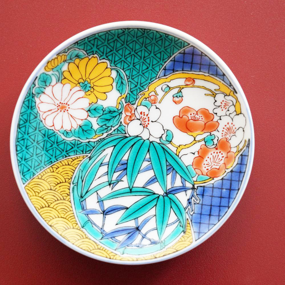 KUTANI WARE SMALL PLATE "HANAMARU"