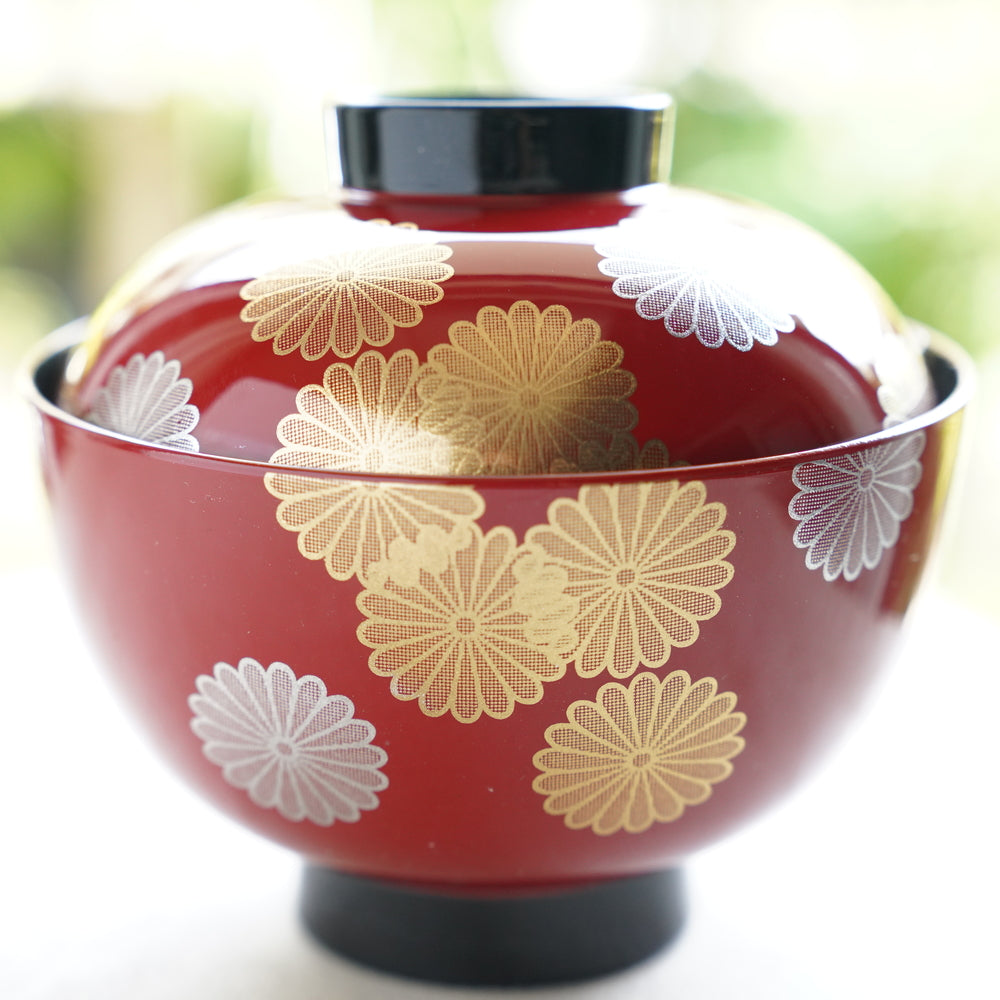 RED CHRYSANTHEMUM FILLED DESIGN WITH BLACK INTERIOR PLATE