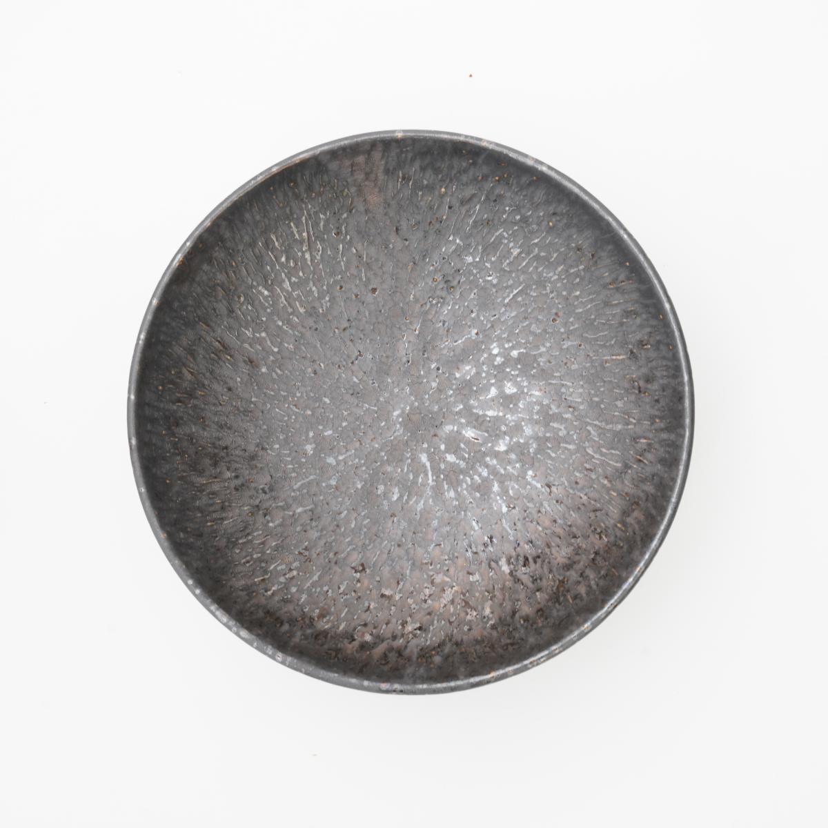 Footed bowl 16cm