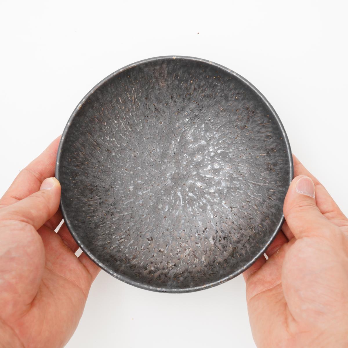 Footed bowl 16cm