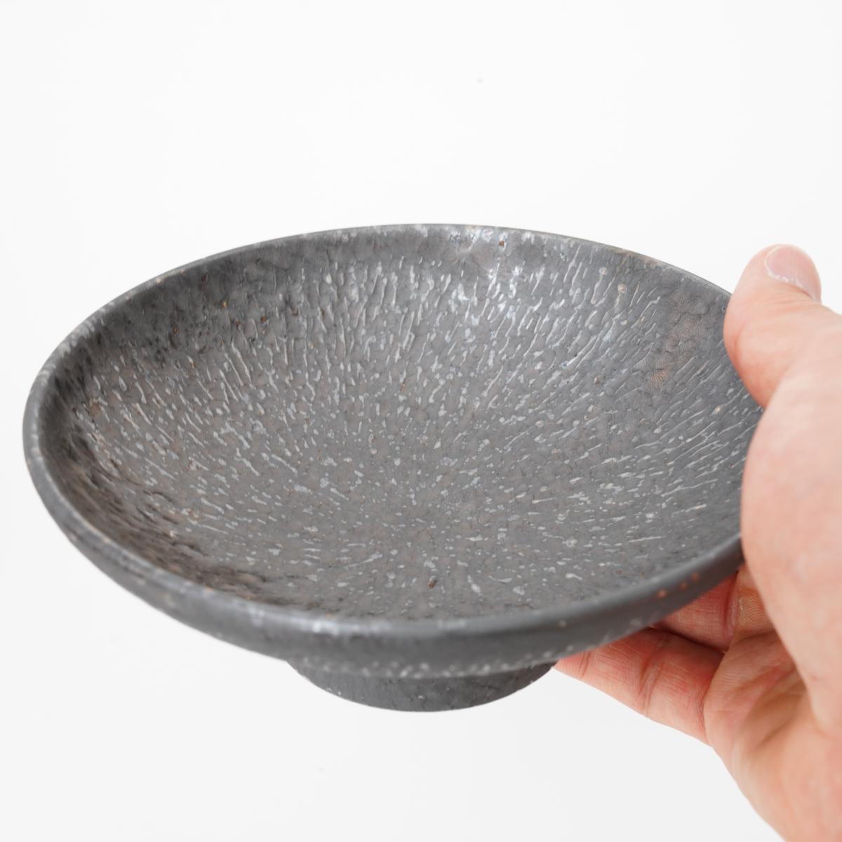 Footed bowl 16cm
