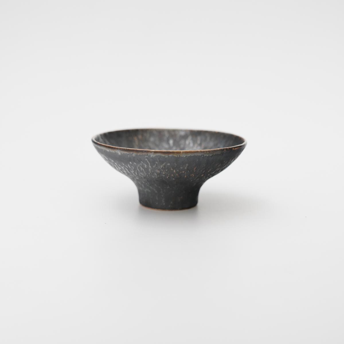 Footed bowl 12cm
