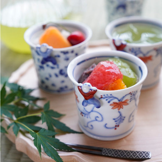 HASAMI WARE "IKKANNJIN" TEACUP / SOBA CUP WITH FACETED FLORAL-ARABESQUE