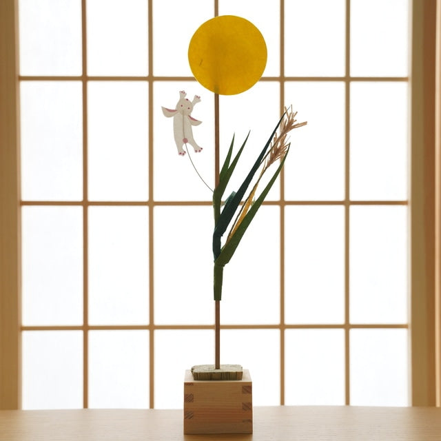Harvest moon pick with rabbit and pampas grass in hinoki box