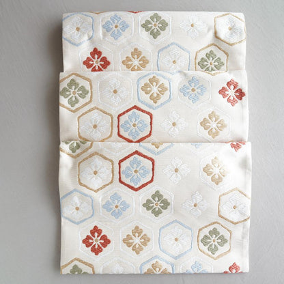 "NISHIJIN ORI" TABLE RUNNER –TORTOISESHELL & FLORAL CREST (YUWEN)