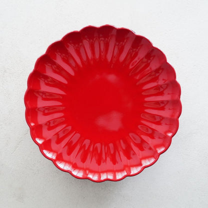 ROUND CHRYSANTHEMUM PLATE - RED 6.5 IN