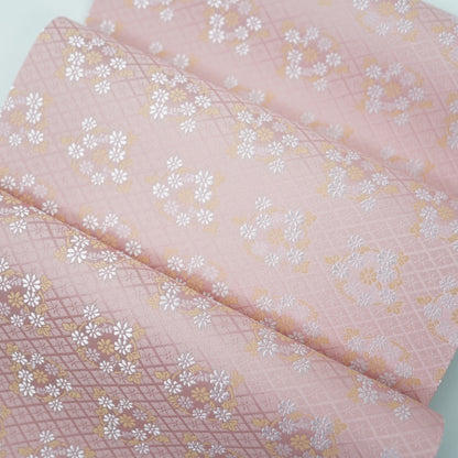 NISHIJIN TABLE RUNNER – FLORAL ROUNDELS ON PINK LATTICE (KYOTO)