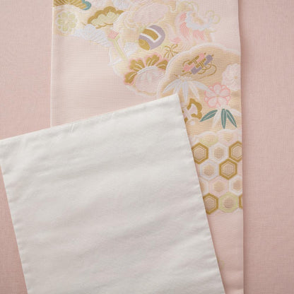 NISHIJIN TABLE RUNNER – MYRIAD TREASURES (KYOTO)