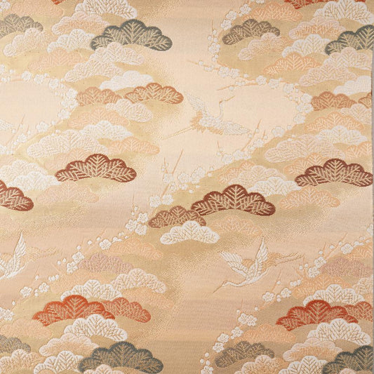 NISHIJIN TABLE RUNNER – PINE & CRANE ON GOLD, 235 CM (KYOTO)