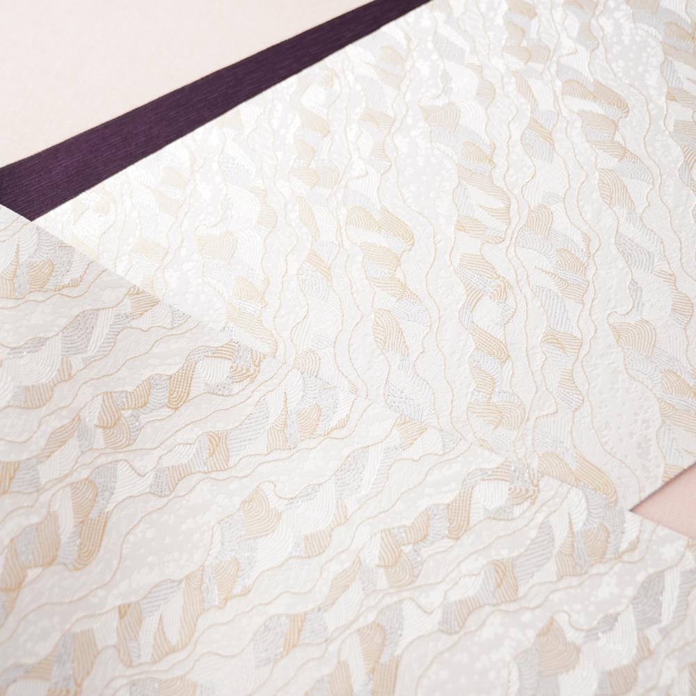 NISHIJIN TABLE RUNNER – GOLD & SILVER WAVES ON WHITE, 235 CM (KYOTO)