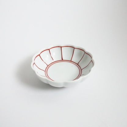 CHRYSANTHEMUM LINE PATTERN SMALL DISH - RED(ARITA)