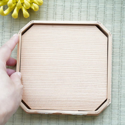 CEDAR OSHIKI TRAY – CHRYSANTHEMUM GOFUN RELIEF, 6 IN