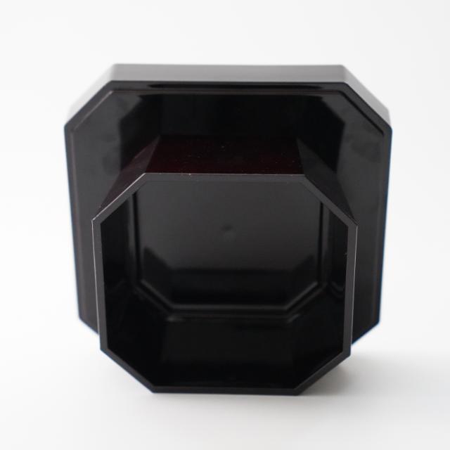 SUPPORT DE SERVICE SANPŌ – NOIR TAME, BORD DORÉ, 6,7 POUCES