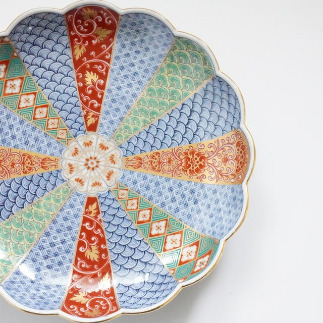 OLD IMARI-STYLE CHRYSANTHEMUM PLATE – BLUE & GOLD, 6.3 IN (HASAMI)