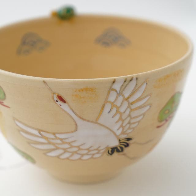 Crane and turtle matcha bowl, crane detail