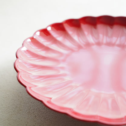 ROUND CHRYSANTHEMUM PLATE - RED 6.5 IN