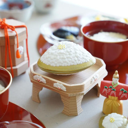 CHRYSANTHEMUM CLAM BOX – LARGE, HAND-RAISED GOFUN