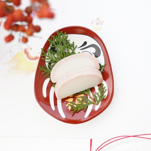 LUCKY DARUMA SMALL PLATE – BROCADE (ARITA)