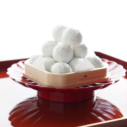 ROUND CHRYSANTHEMUM PLATE - RED 6.5 IN