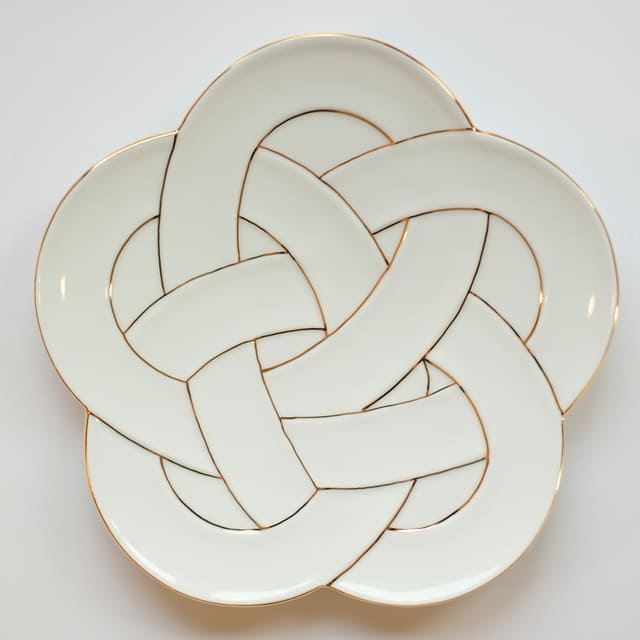 PLUM KNOT PLATE 8.3IN - GOLD(ARITA)