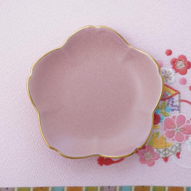 CHERRY BLOSSOM SMALL PLATE – PINK MATTE, GOLD RIM (YUWEN)