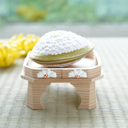 CEDAR GOZEN STAND – CHRYSANTHEMUM GOFUN RELIEF, 4.3 IN