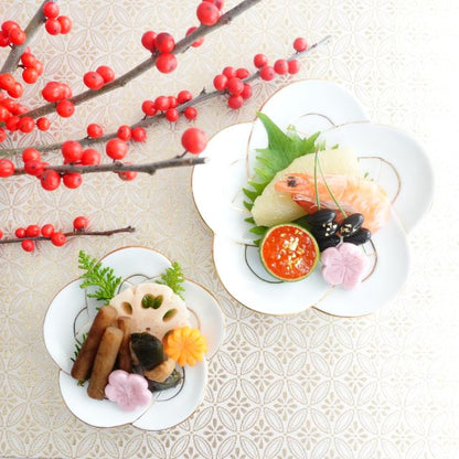PLUM KNOT PLATE – GOLD & WHITE LINE (ARITA)