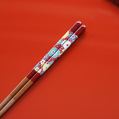 WAKASA LACQUER CHOPSTICKS – PLUM & CHRYSANTHEMUM (KUTANI)