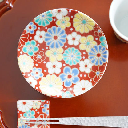 GOOD FORTUNE SMALL PLATE – PLUM & CHRYSANTHEMUM (KUTANI)