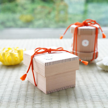 CEDAR LETTER BOX (FUBAKO) – CHRYSANTHEMUM GOFUN RELIEF, SMALL