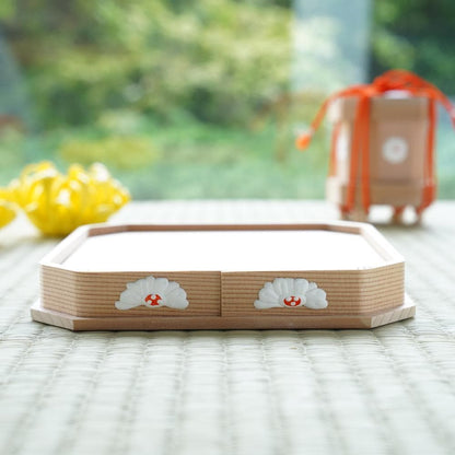 CEDAR OSHIKI TRAY – CHRYSANTHEMUM GOFUN RELIEF, 6 IN