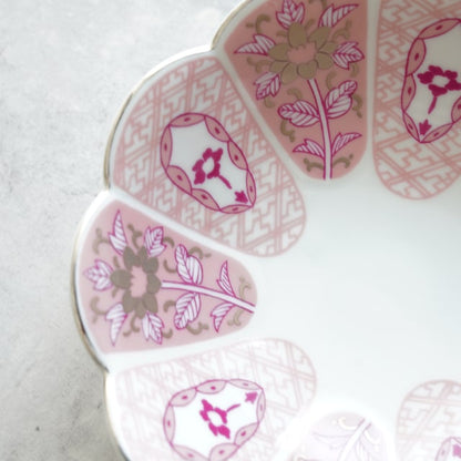 "KOTOHOGU" SMALL BOWL – LIGHT WISTERIA & RED (HASAMI)