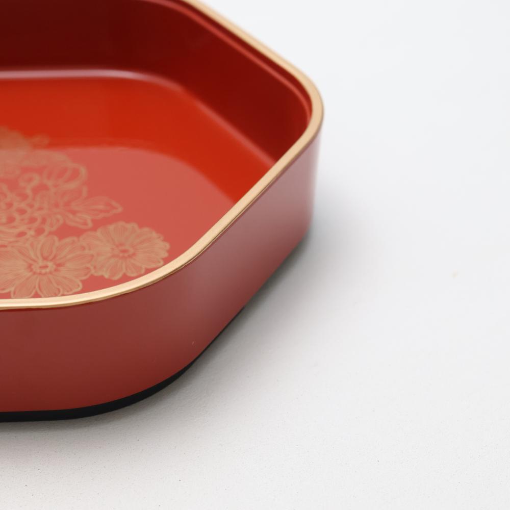 HEXAGONAL CHRYSANTHEMUM SERVING BOWL – VERMILION & GOLD, 9 IN (ECHIZEN)