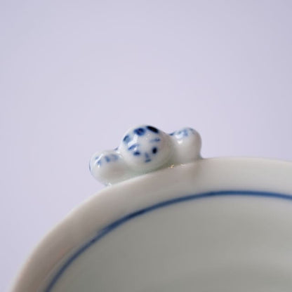 "IKKANNJIN" TEA/SOBA CUP – OCTOPUS ARABESQUE (HASAMI)