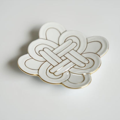 AUSPICIOUS KNOT SMALL PLATE – GOLD LINE (ARITA)