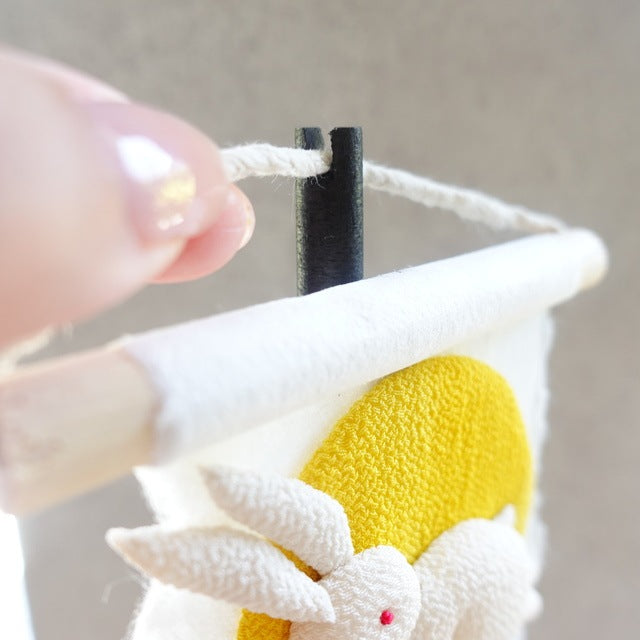 TAPESTRY STAND, SMALL – FOR SEASONS IN WASHI