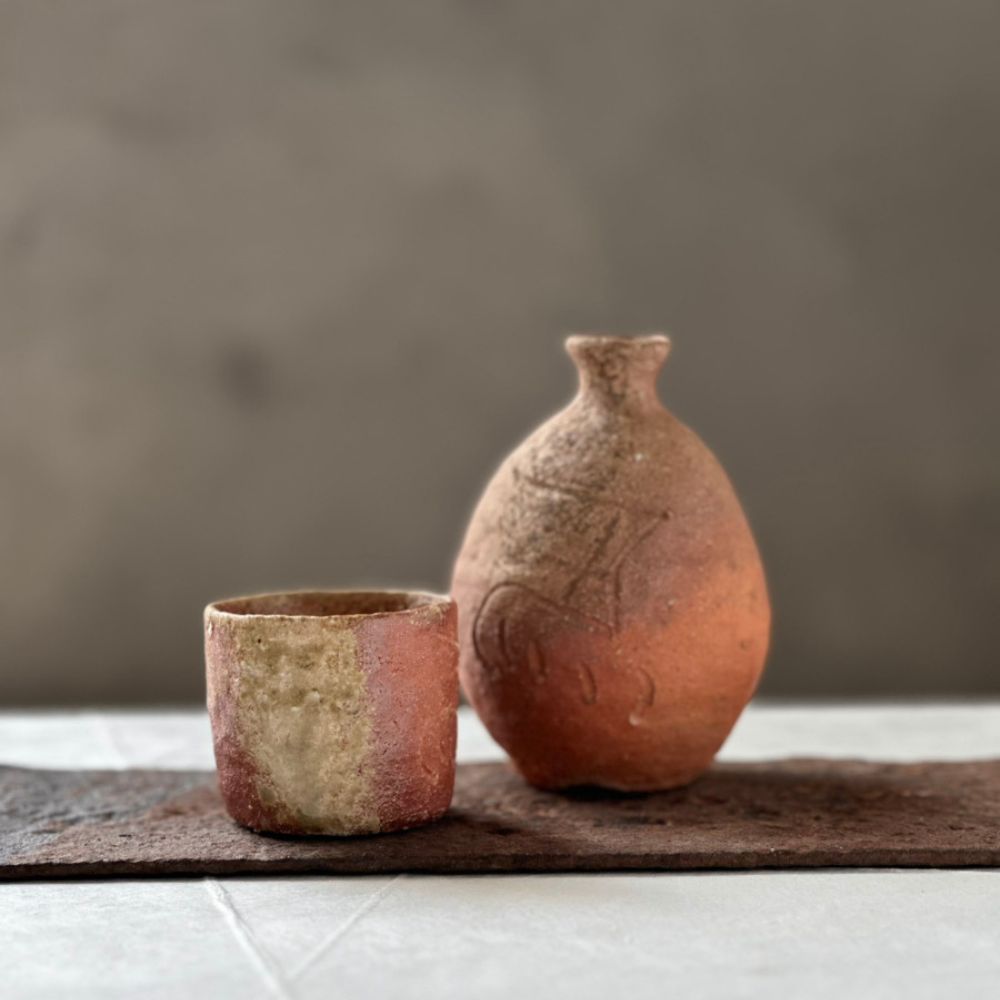SHIGARAKI SAKE SET (HIDARI-UMA) BY SADAMITSU SUGIMOTO