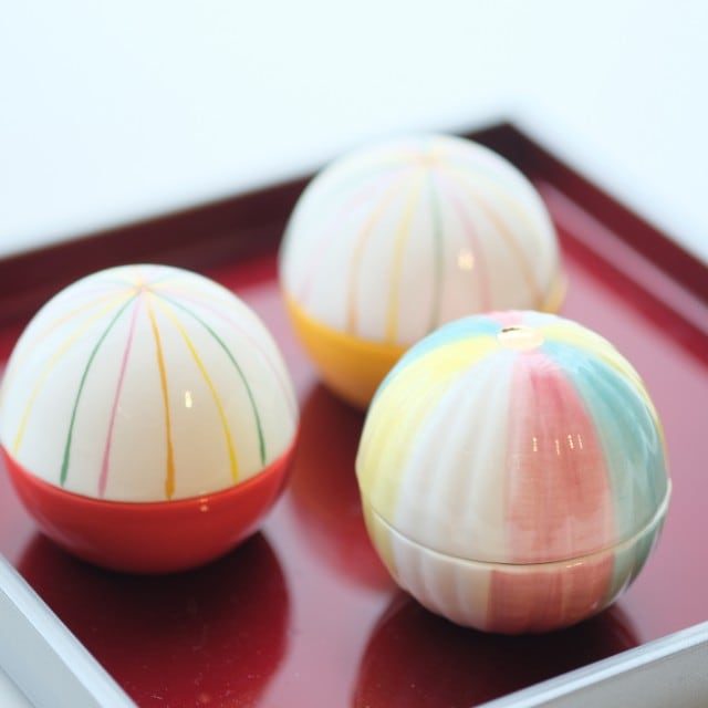 PAPER BALLOON APPETIZER CONTAINER