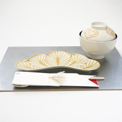 LONG TABLE MAT - SILVER, GOLD EDGE (YUWEN)