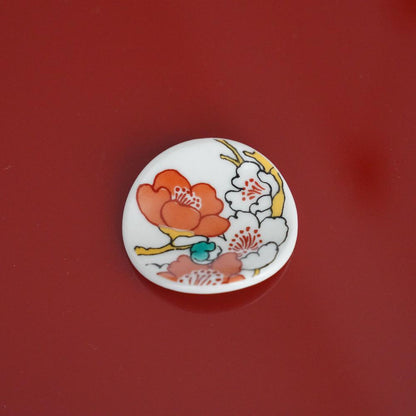 "REIWA PLUM" CURVED CHOPSTICK REST  (KUTANI)