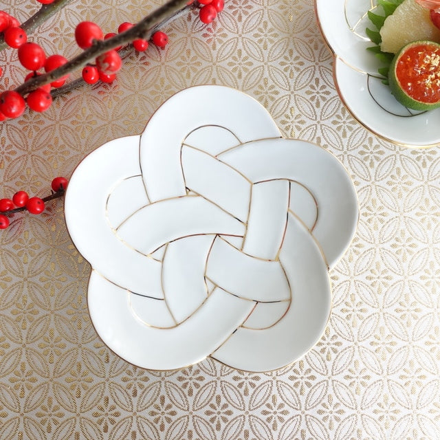 PLUM KNOT PLATE – GOLD & WHITE LINE (ARITA)