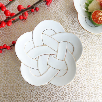 PLUM KNOT PLATE – GOLD & WHITE LINE (ARITA)