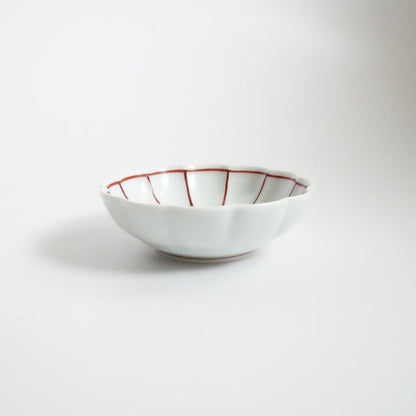 CHRYSANTHEMUM LINE PATTERN SMALL DISH - RED(ARITA)