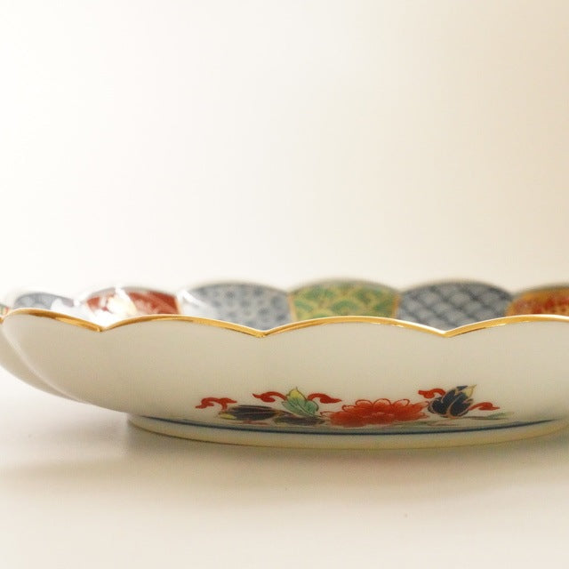 OLD IMARI-STYLE CHRYSANTHEMUM PLATE – BLUE & GOLD, 6.3 IN (HASAMI)