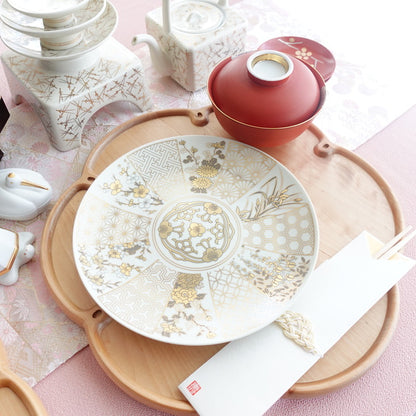 KINRAN IMARI-STYLE PLATE –GOLD, GIFT BOXED (YUWEN)